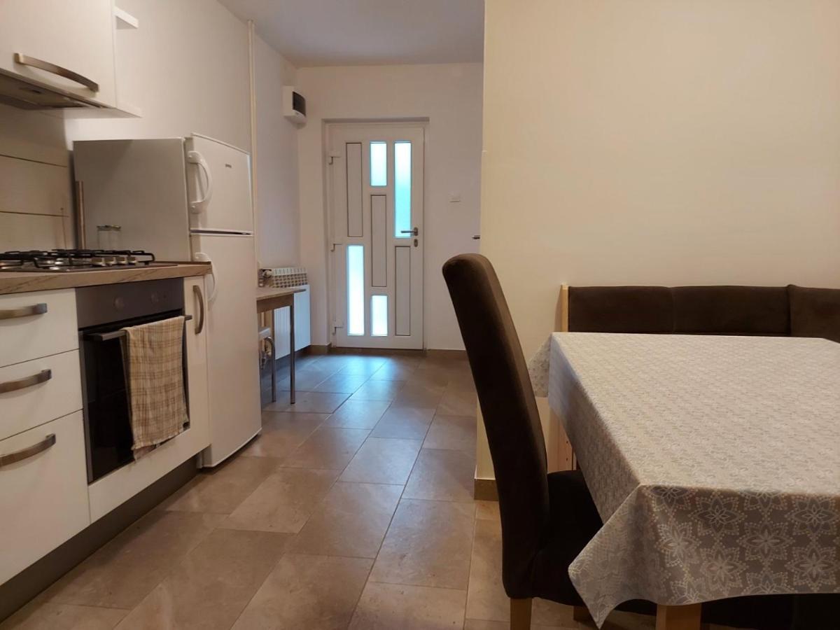 Apartment Ana Ізола Екстер'єр фото